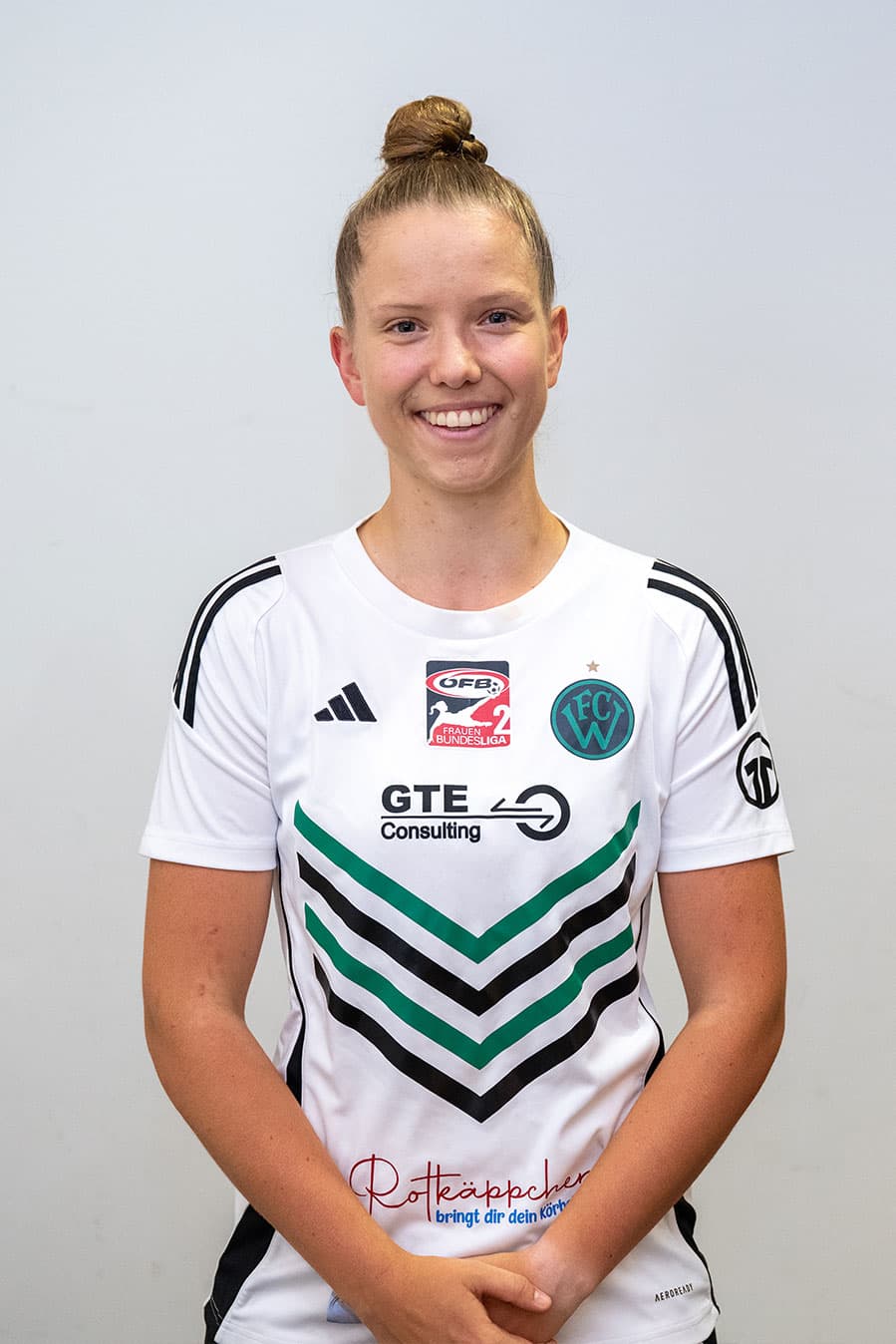 JOHANNA RAUCHBERGER